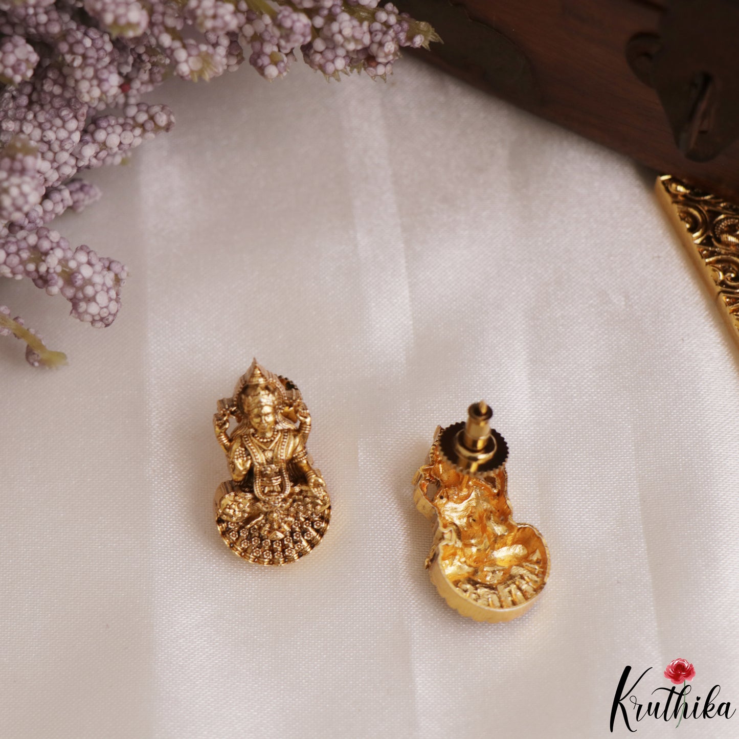 Classic Antique Nagas Lakshmi Motifs Temple Necklace NC3114