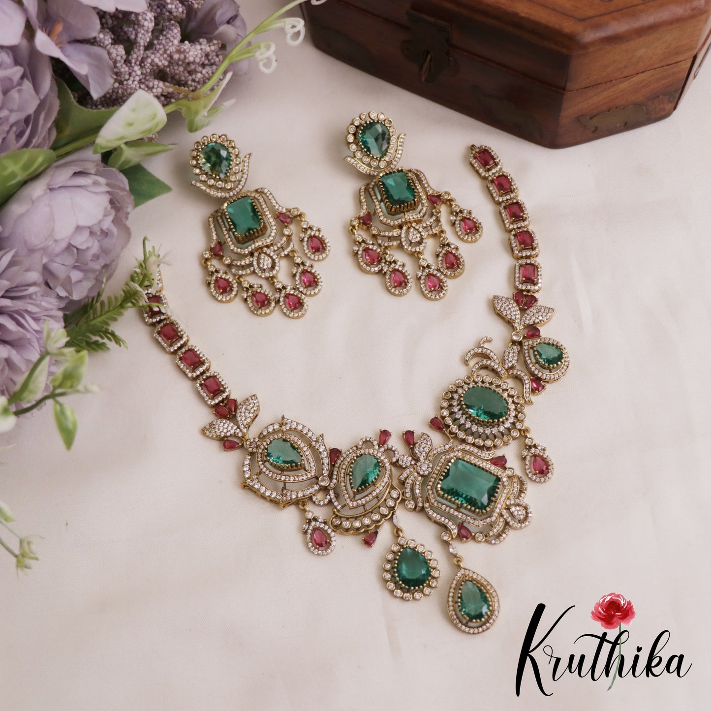 Gorgeous Teardrop Motifs AD Victorian Necklace NC2863