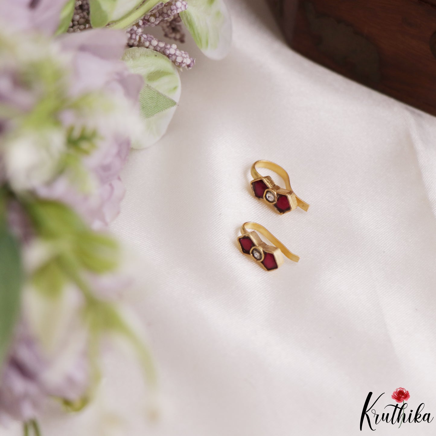 Simple Jadau Earcuffs | Upper Earrings | Bugadi Earrings E1223