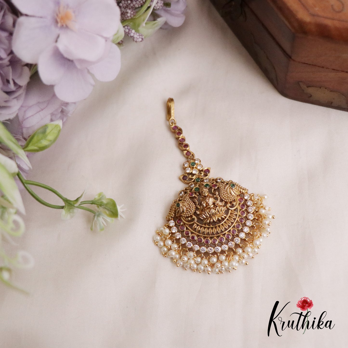 Classic Kemp Lakshmi Peacock Maang Tikka with Pearl Drops MT272