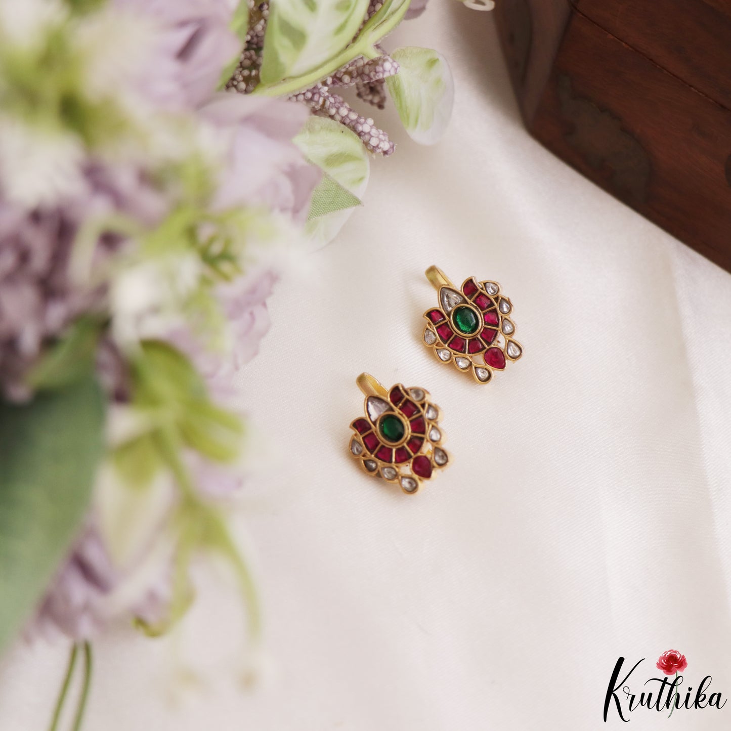 Elegant Kemp Floral Earcuffs | Upper Earrings | Bugadi Earrings E1224