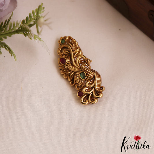 Elegant Antique Peacock Motifs Saree Pin SP64