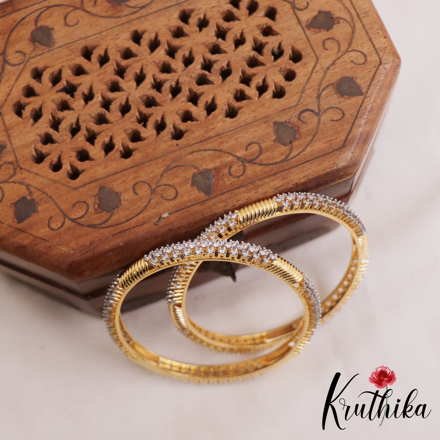 Elegant Diamond-Finish Gold-Tone AD Bangles B516 (Set Of 2)