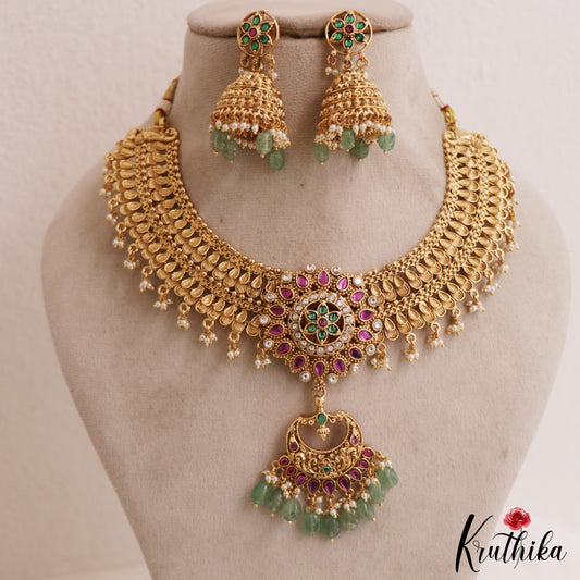 Stunning Antique Leaf Floral Motifs Necklace With Green Bead Drops NC2983
