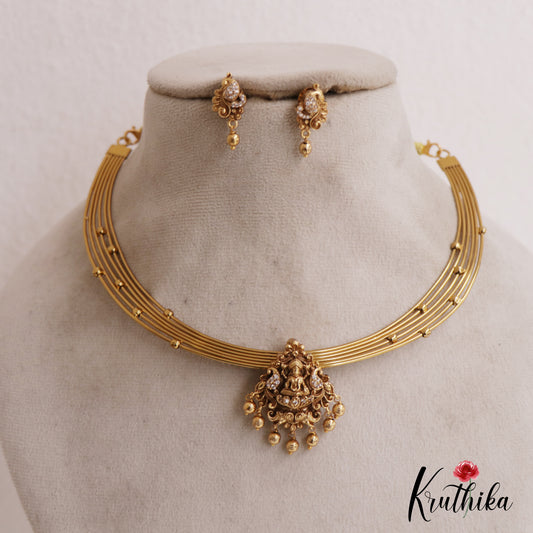 Beautiful Antique Nagas Lakshmi Motifs Hasli Chocker With Golden Bead Drops NC2753