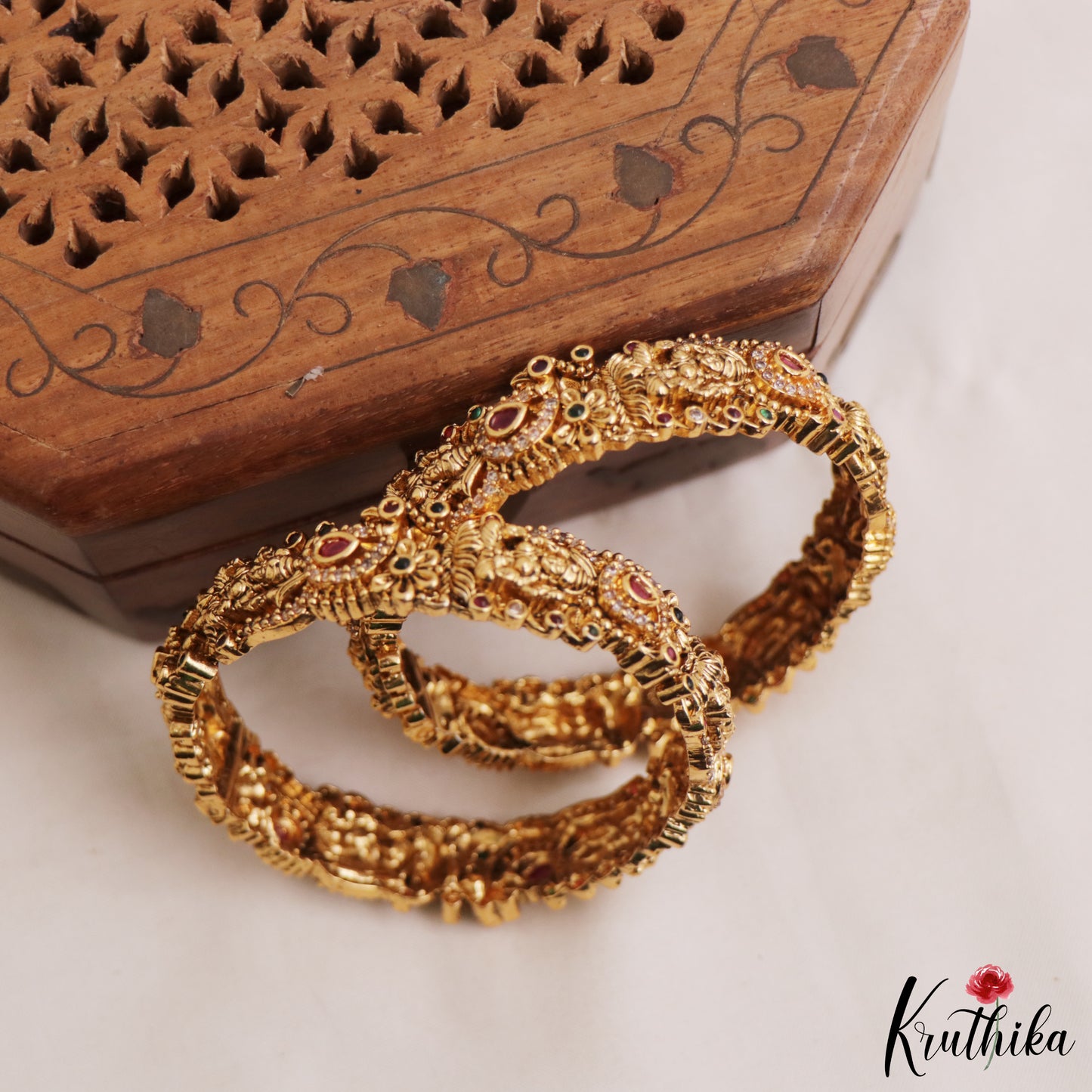 Beautiful Antique Lakshmi Motifs Openable Kada Bangles B535 (Set Of 2)