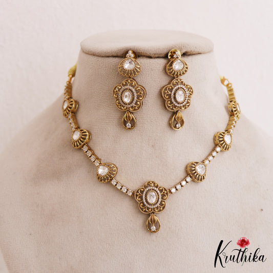 Classic Floral Motifs Gold-Tone AD Necklace NC2781
