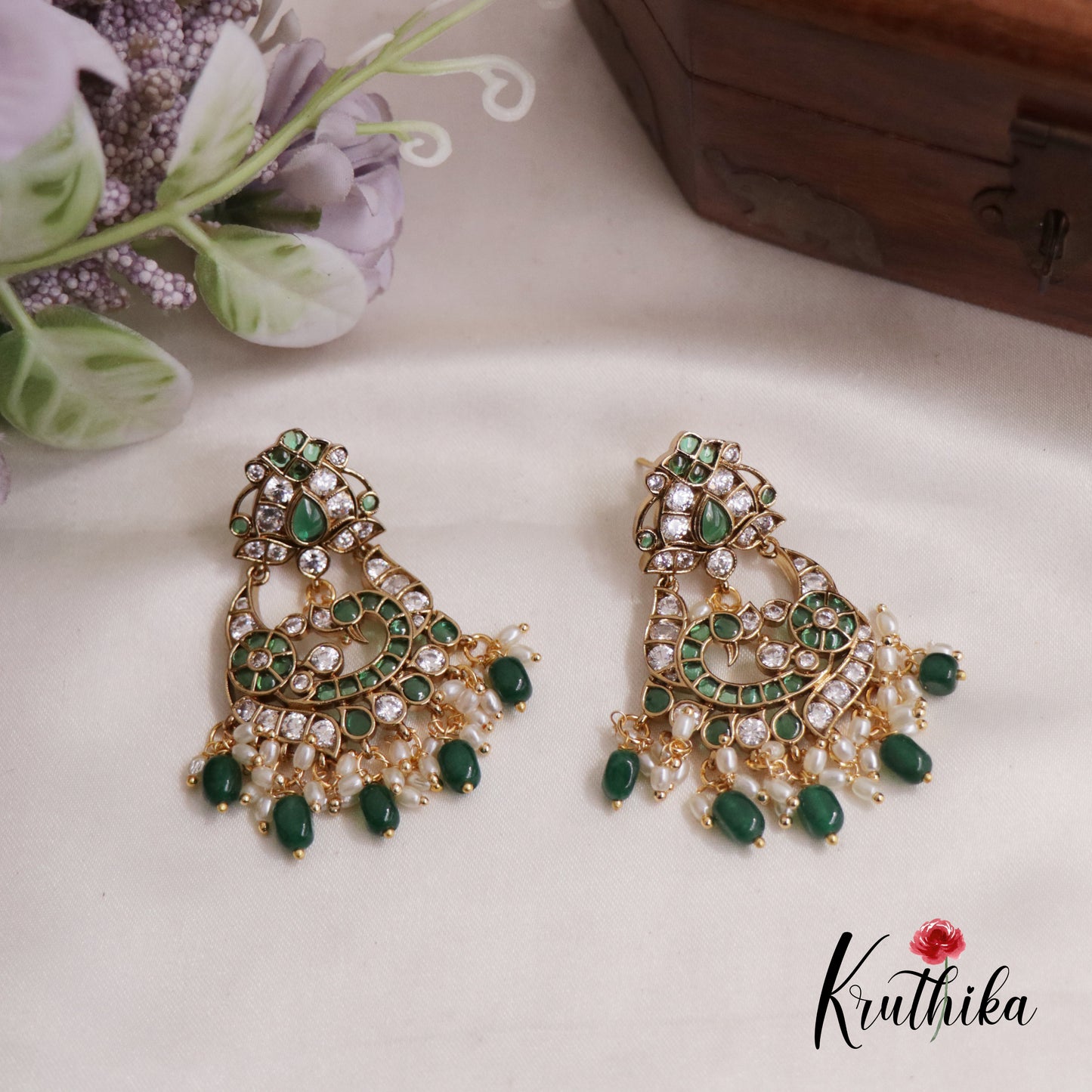 Gorgeous Kemp Peacock With Bead And Pearl Drops Earrings E802