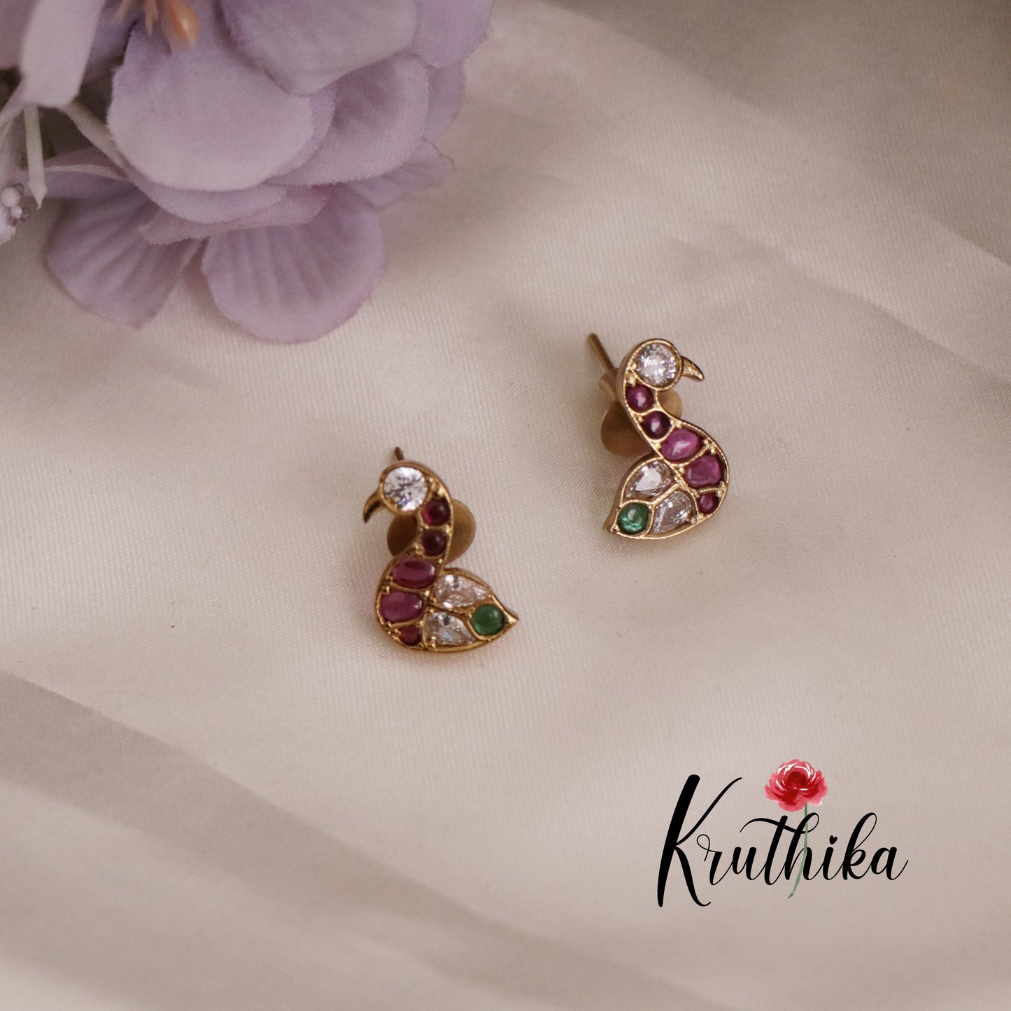 Simple Kemp Peacock Earstuds E680 (Available in 2 Colors)