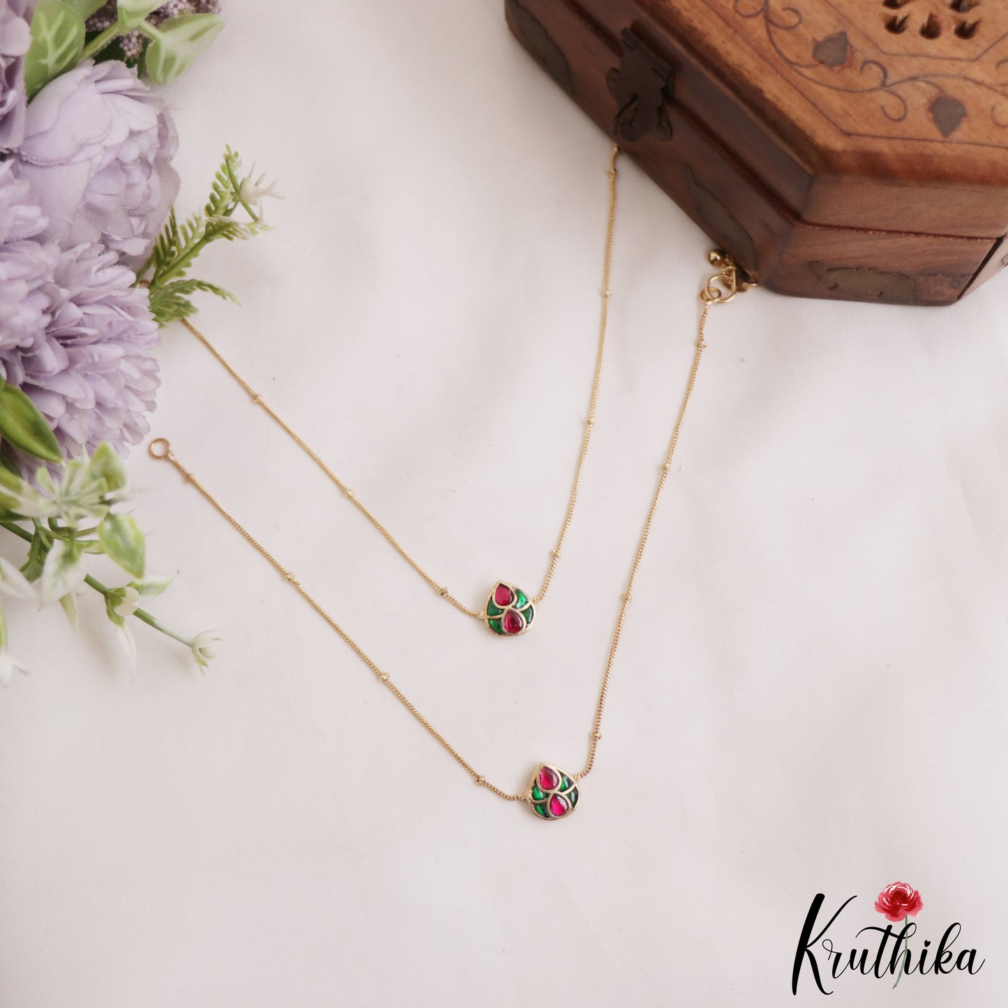 Trendy Teardrop Motifs Gold-Tone Jadau Anklets A65
