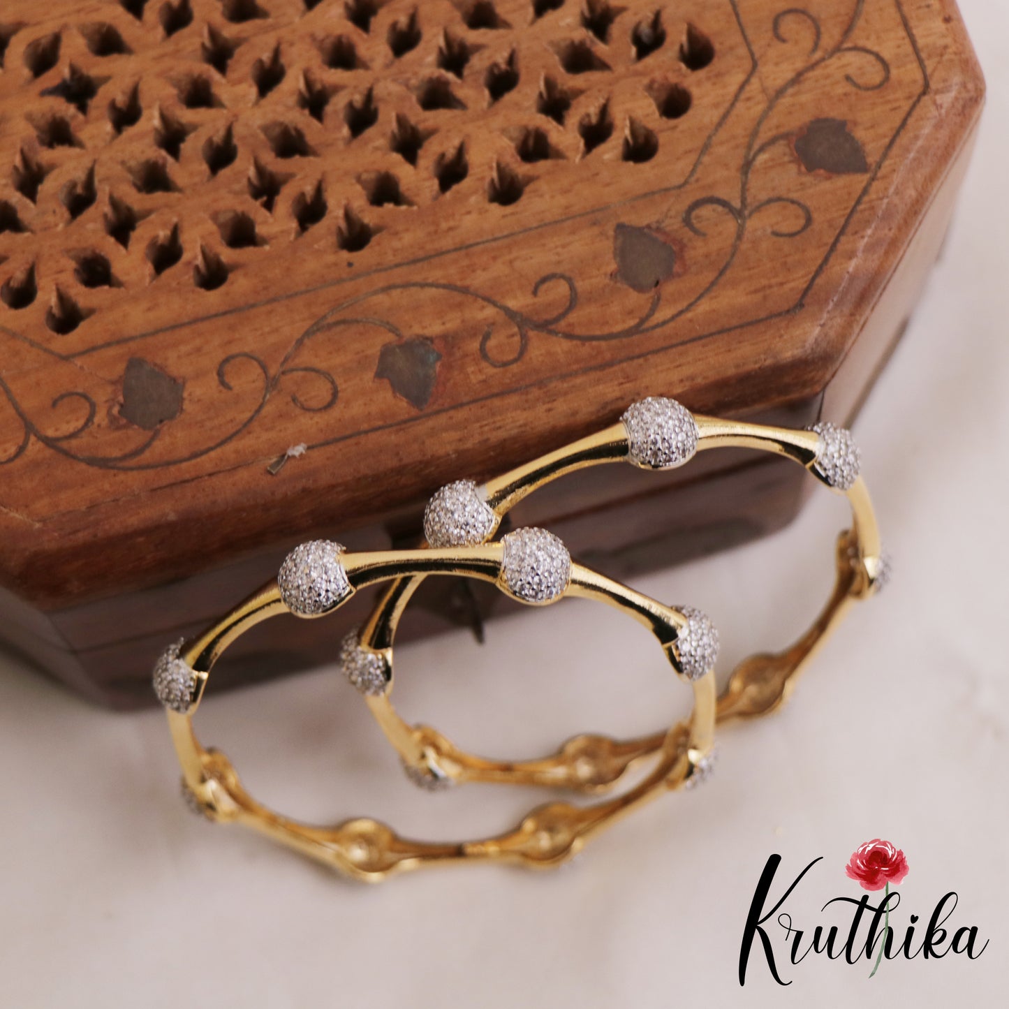 Elegant Diamond-Finish Gold-Tone AD Bangles B520 (Set Of 2)