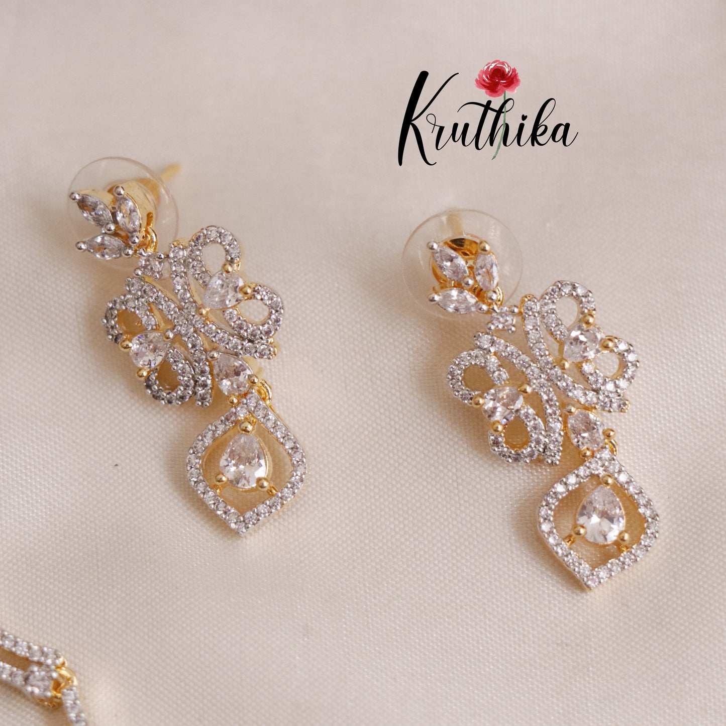 Beautiful Sparkling American Diamonds Gold Finish Necklace Set NC2062