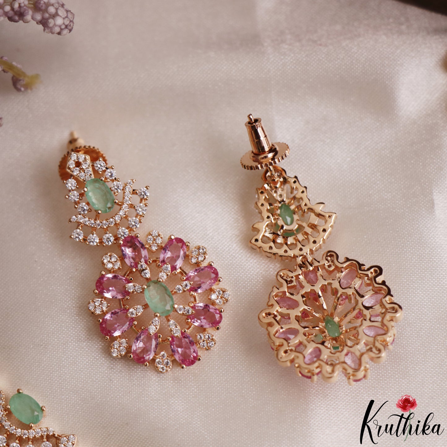 Pretty Floral Motifs CZ Victorian Necklace NC3129