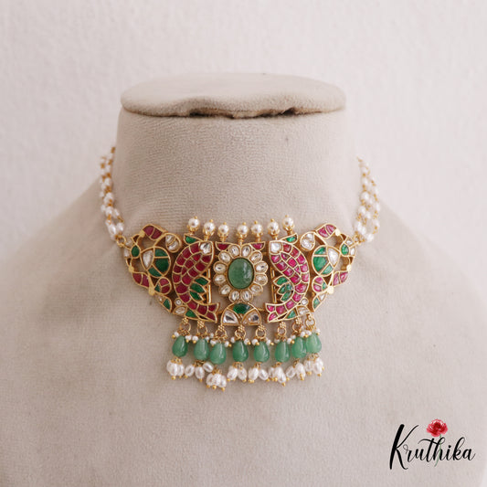 Stunning Floral Motifs Kemp Choker With Green Bead Drops NC2679