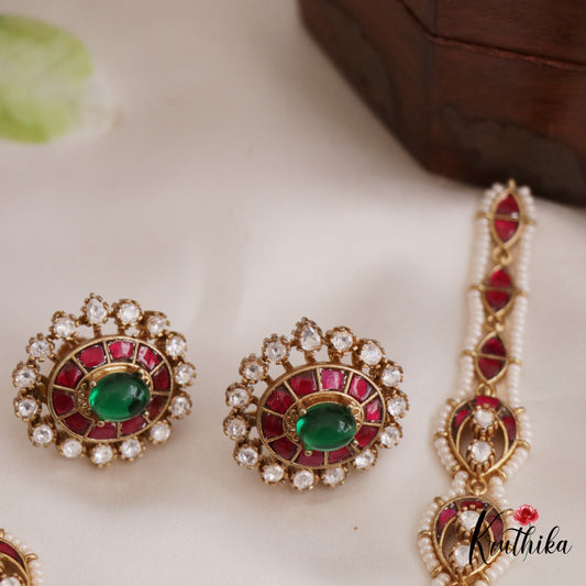 Elegant Floral Motifs Kemp Choker NC2706