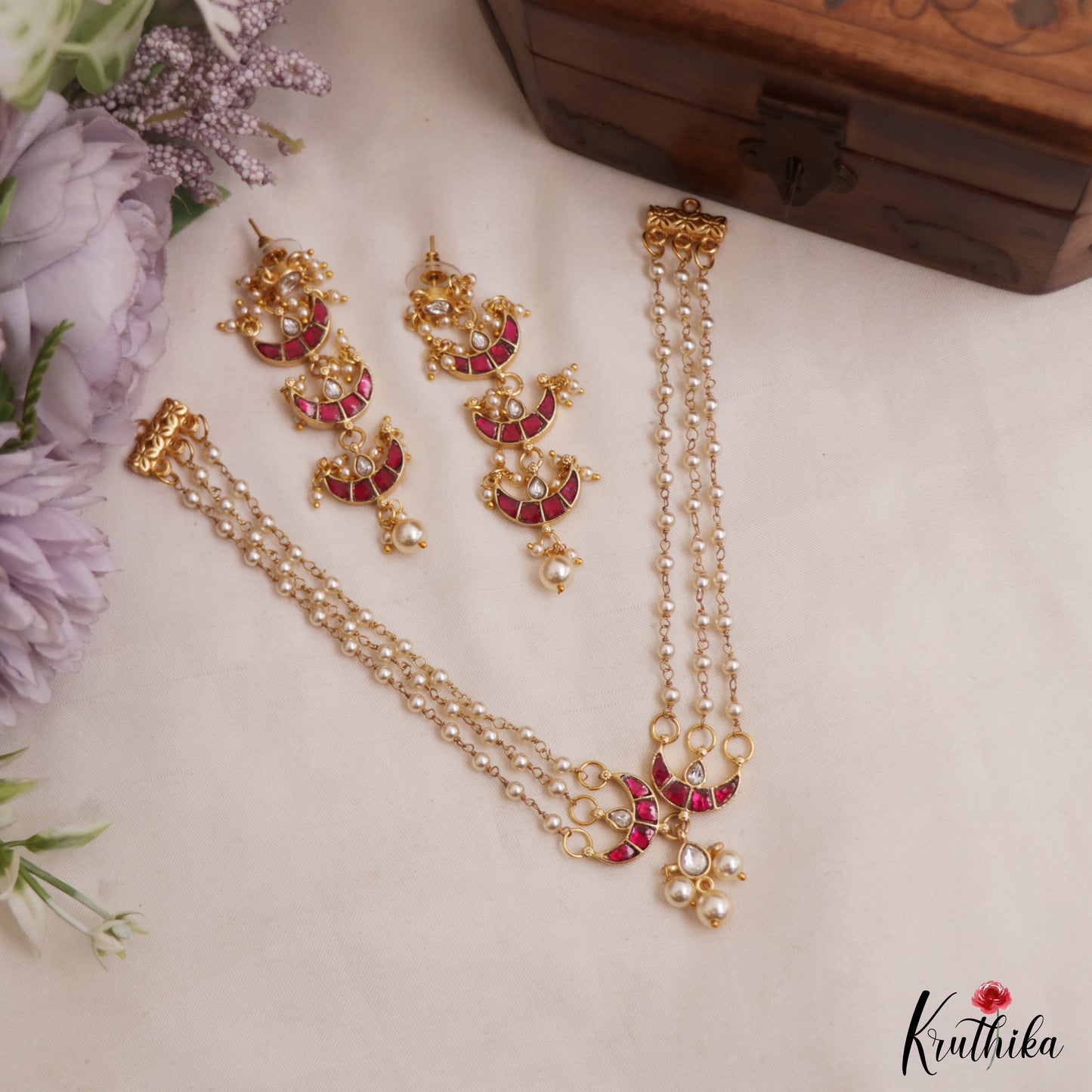 Elegant Multi Pearl Strand Jadau Choker NC3030