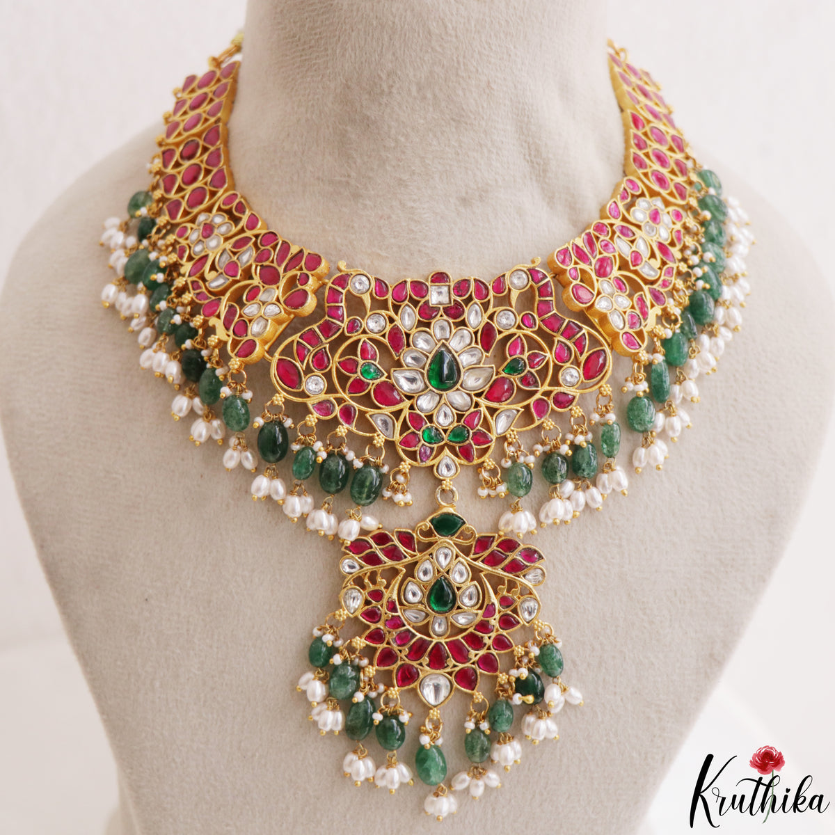 Maharani Grandeur Handcrafted Jadau Kundan Haaram LH25002