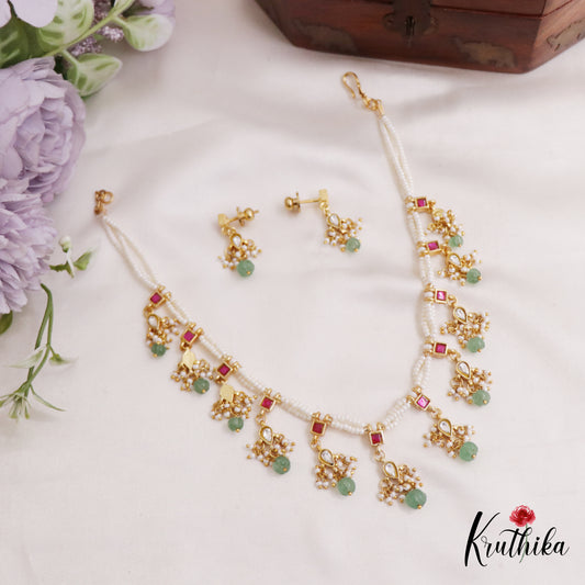 Pretty Jadau Pearls Necklace NC2548