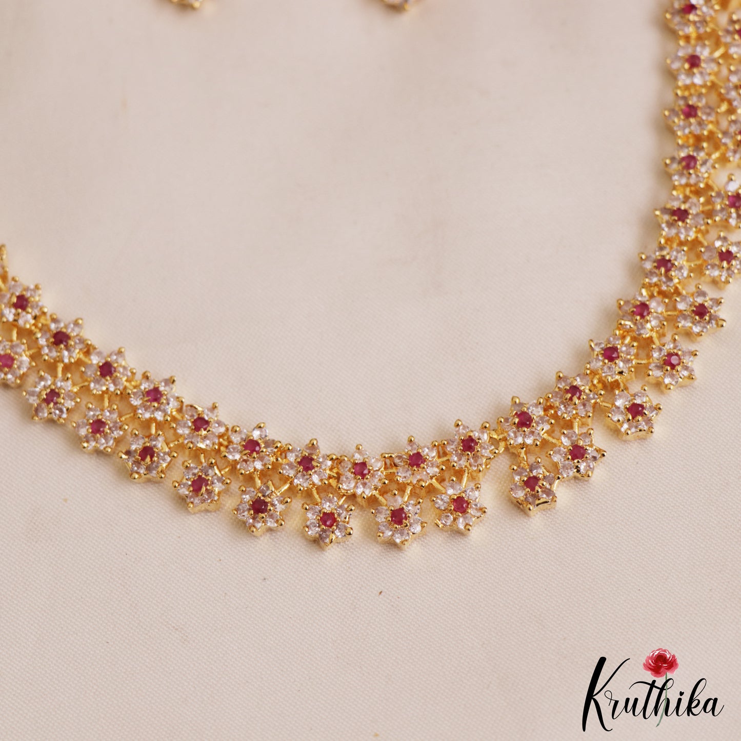 Sparkling Floral Motifs Gold-Tone Necklace NC2922