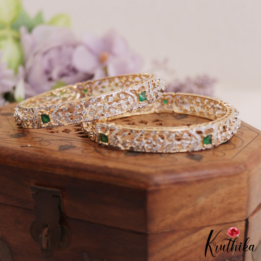Sparkling Diamond-Finish Gold-Tone Bangles B402 (Set Of 2 Bangles)