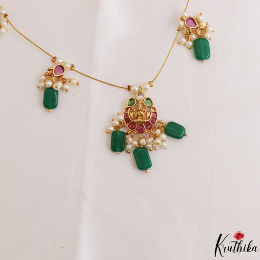 Classic Lakshmi Teardrop Motifs Kemp Invisible Chain With Green Bead Drops NC3253