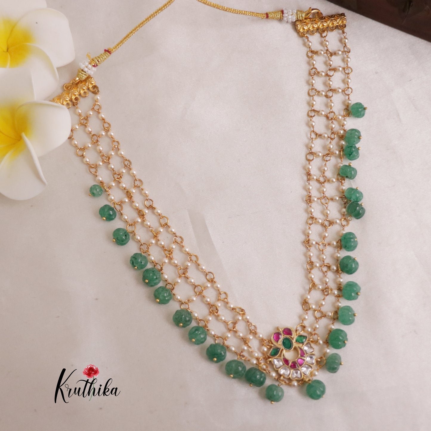 Pretty Pendant Pearl Beads Necklace NC1933
