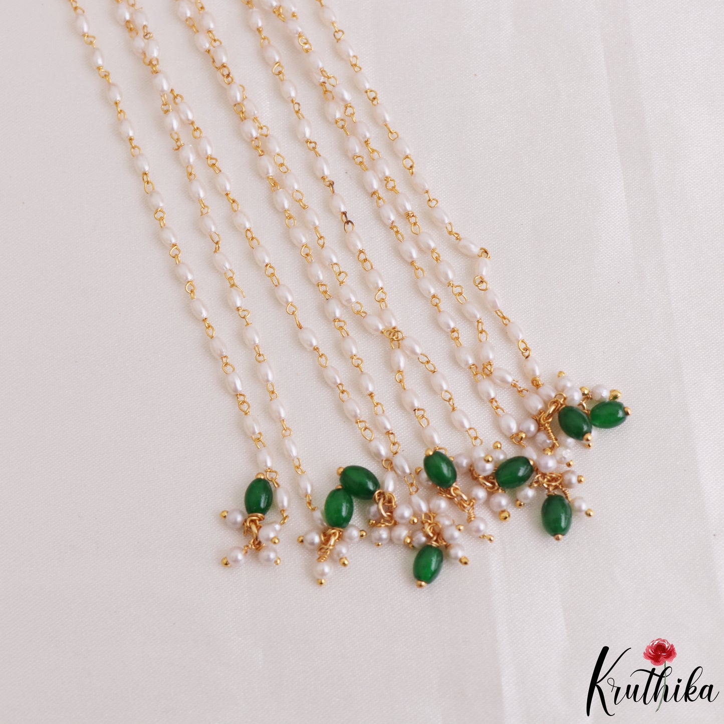 Elegant Floral Motifs Multi Pearl Strand Kemp Jada Billa With Green Bead Drops J419