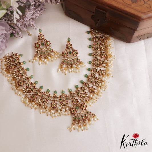 Beautiful Floral Geometric Motifs Kemp Necklace With Rice Pearl Drops NC3133