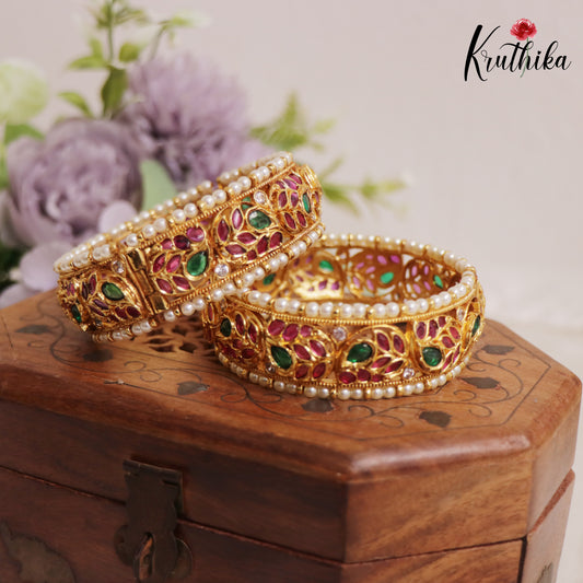 Classic Kemp Leaf Openable Kada Bangles B362 (Set Of 2)
