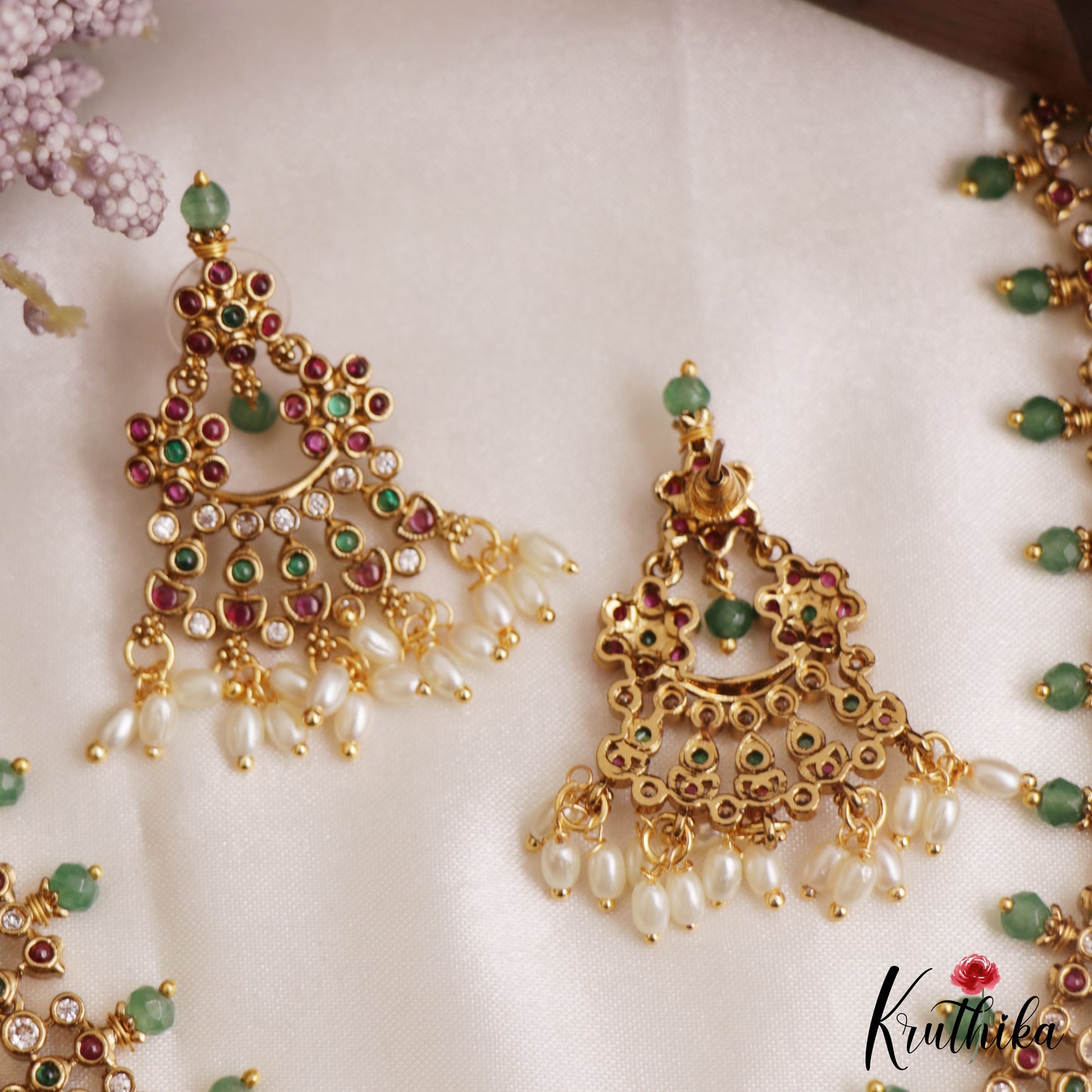 Beautiful Floral Geometric Motifs Kemp Necklace With Rice Pearl Drops NC3133