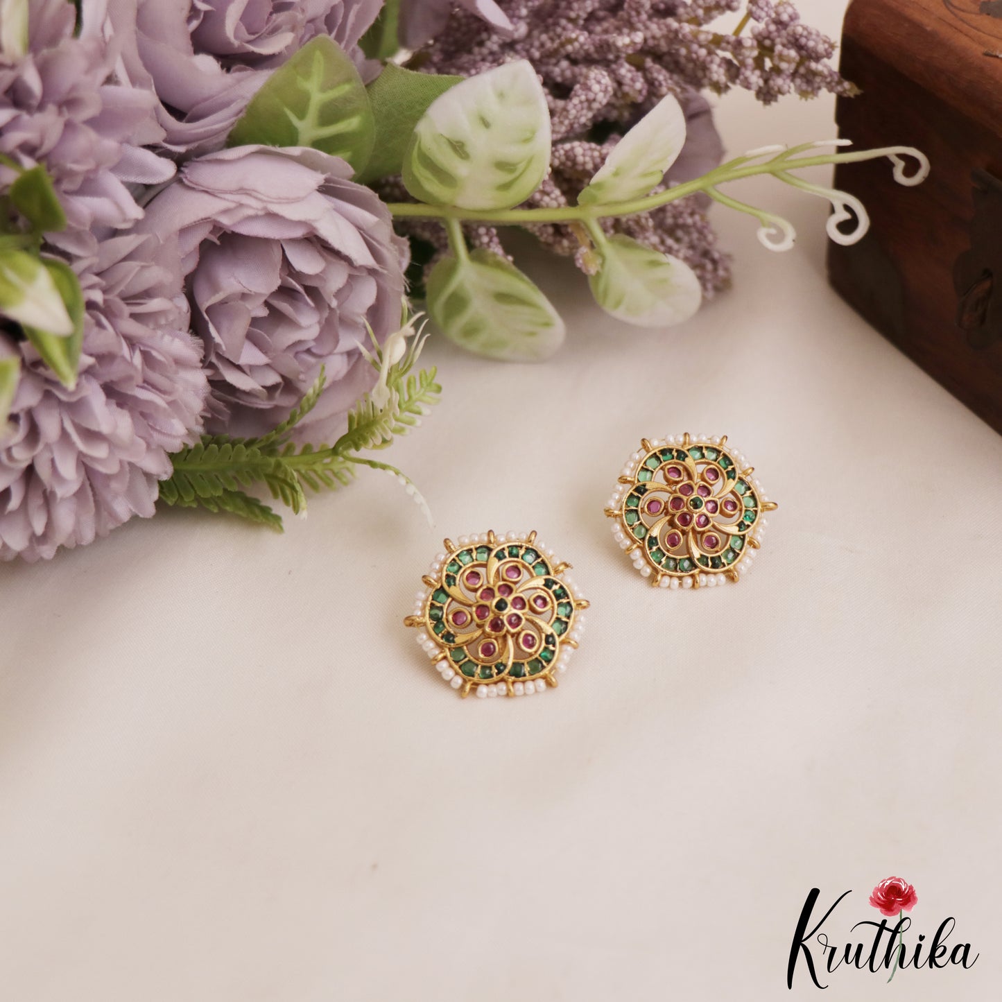 Pretty Pearl Border Floral Motifs Stud Earrings E1067 (Available In 3 Colors)