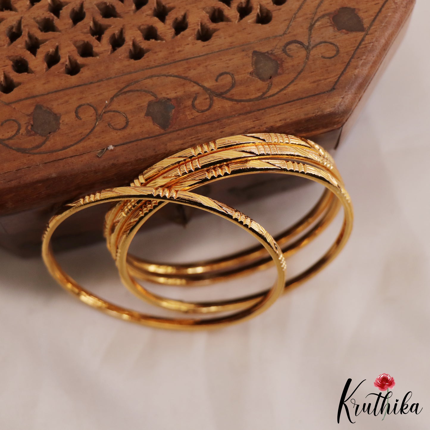 Classic Daily Wear Bangles B396 (Set of 4 Bangles)