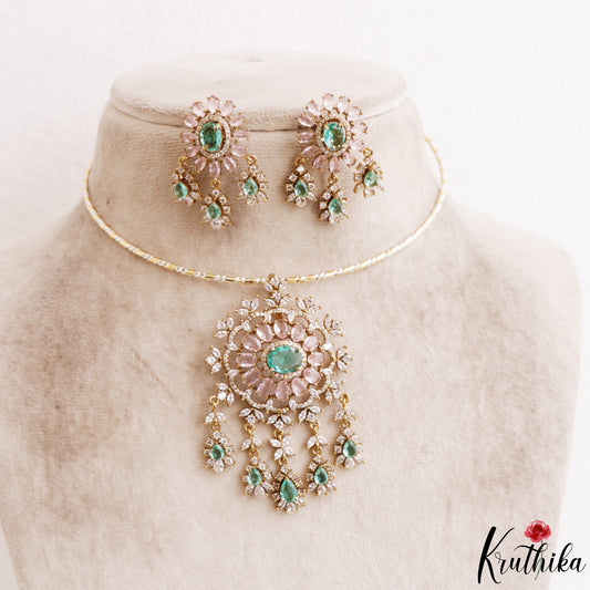 Elegant Floral Motifs CZ Victorian Hasli Pendant Set NC3166