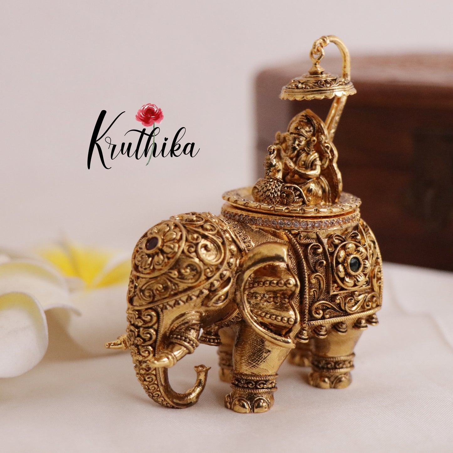 Royal Elephant Kumkum Box K20