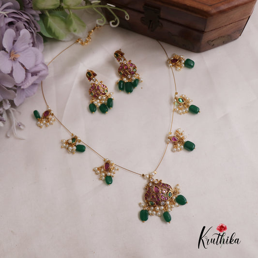 Elegant Peacock Kemp Stone Invisible Necklace NC2508