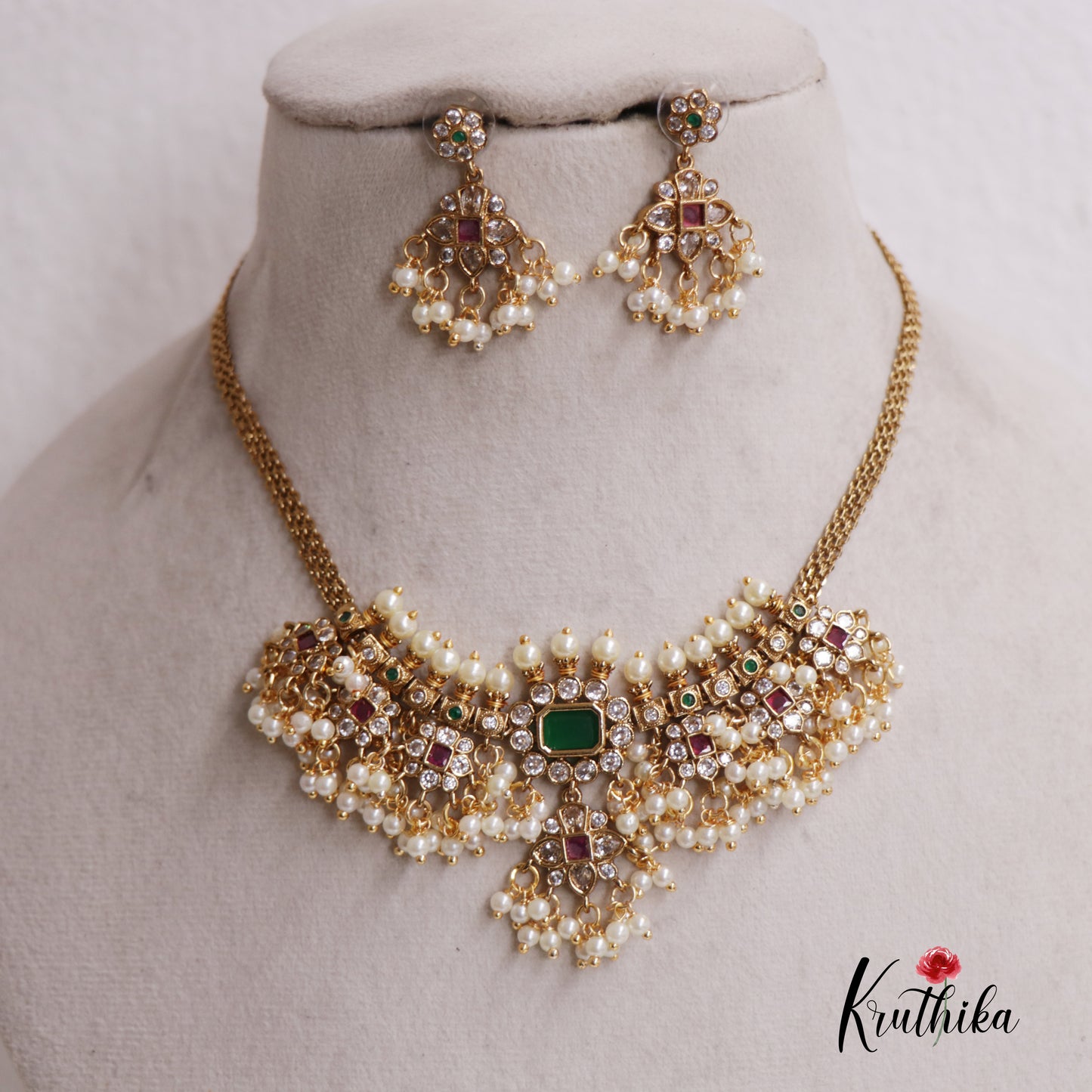 Royal Kemp Guttapoosalu choker NC2525