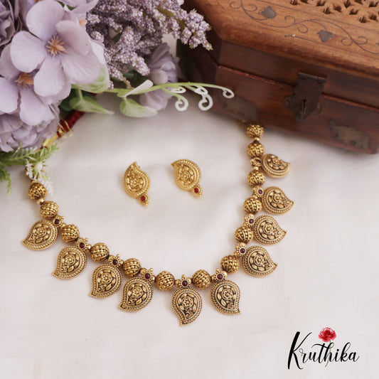 Classic Mango Motifs Choker NC2668 (Available In 2 Colors)