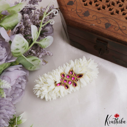 Kolam design Real look-alike white flowers with attached hair clip G19