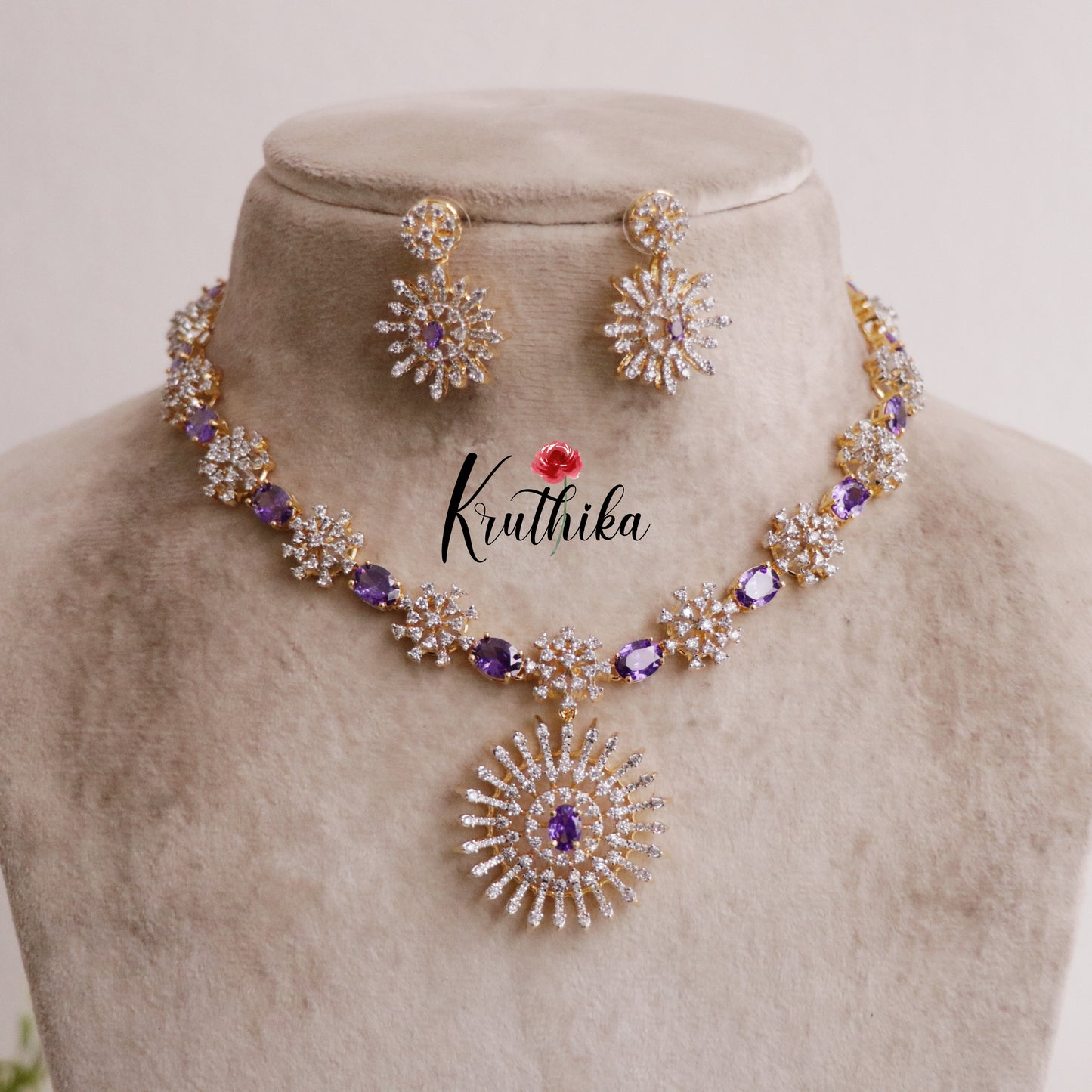 Elegant Flower Design Violet Spark Diamond Necklace NC2073