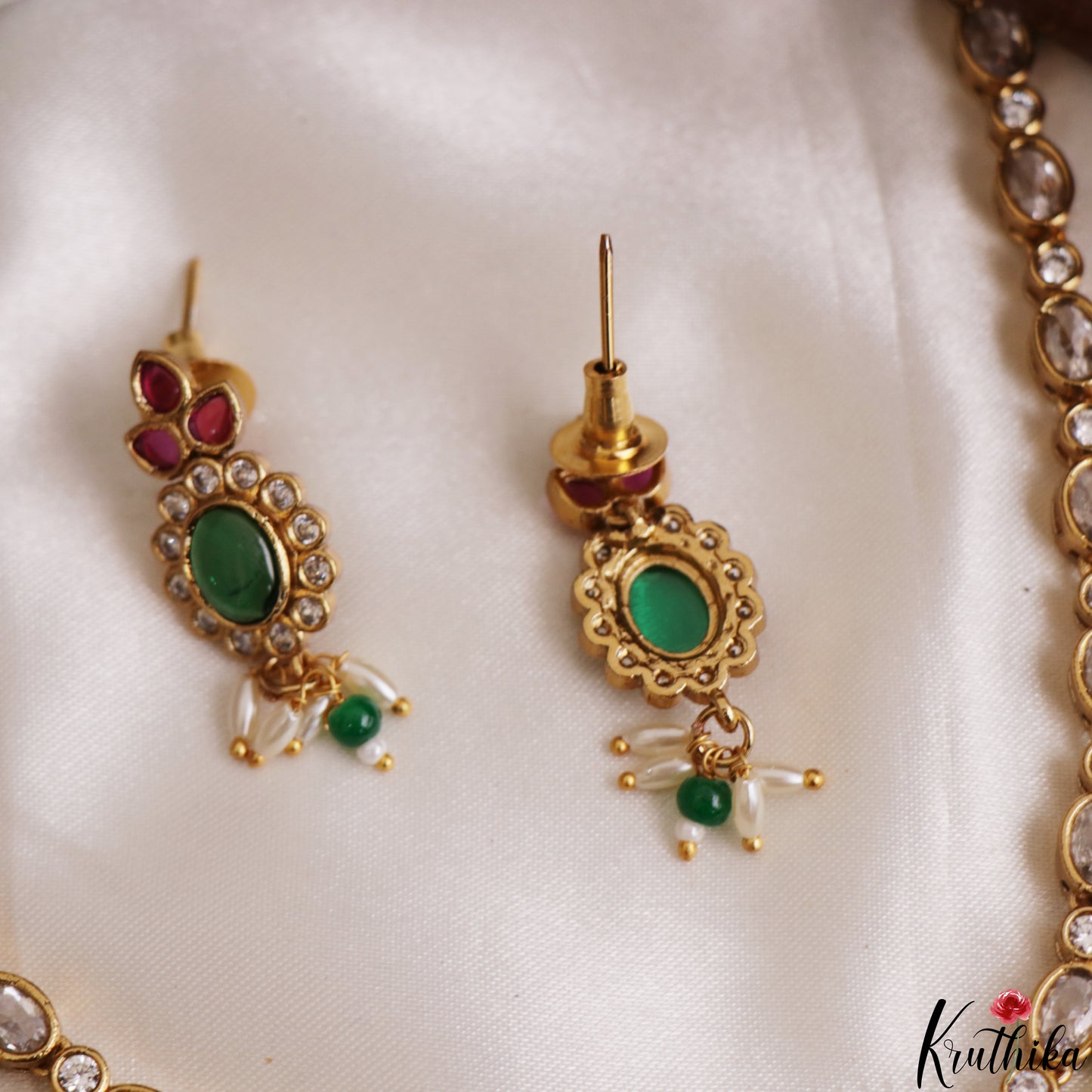 Elegant Floral Motifs Kemp Necklace With Rice Pearl Drops NC3189 (Available In 2 Colors)