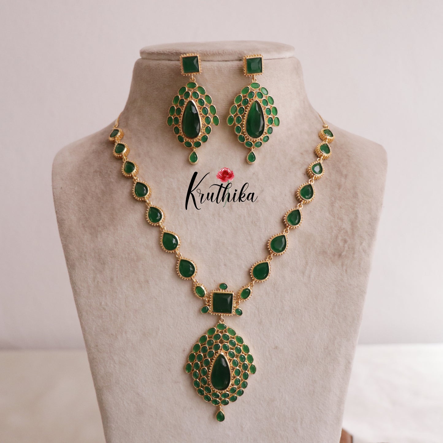Elegant AD/Victorian Necklace NC1922