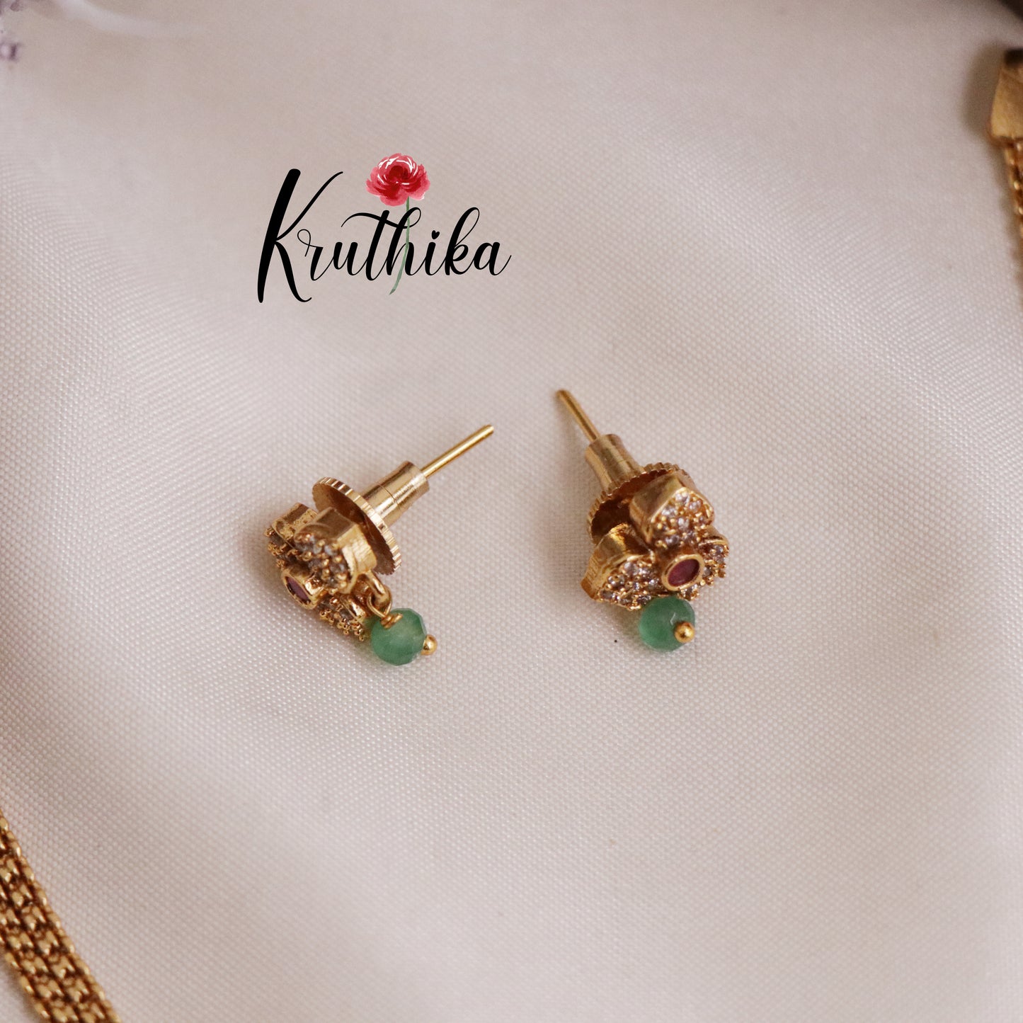 Simple Lakshmi Pendant with Pastel Green Beads Necklace Set NC2069
