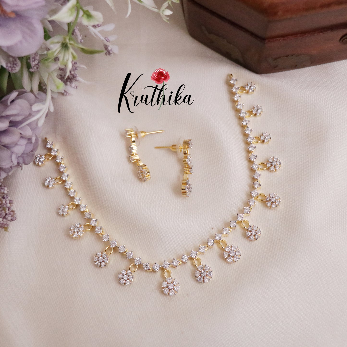 Beautiful Floral Sparkle Diamond Necklace NC2071