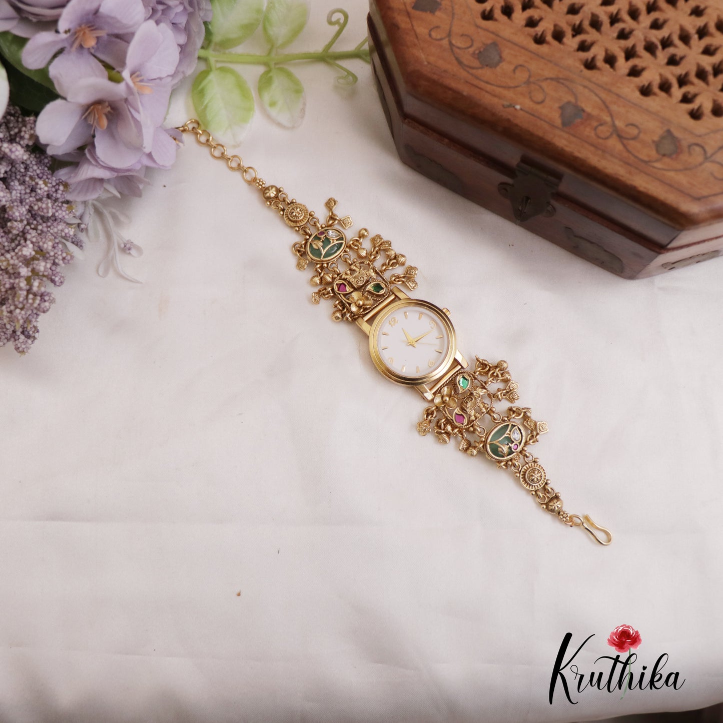 Beautiful Antique Bracelet Watch B448