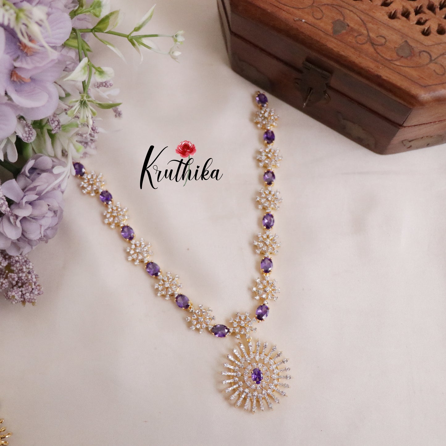 Elegant Flower Design Violet Spark Diamond Necklace NC2073
