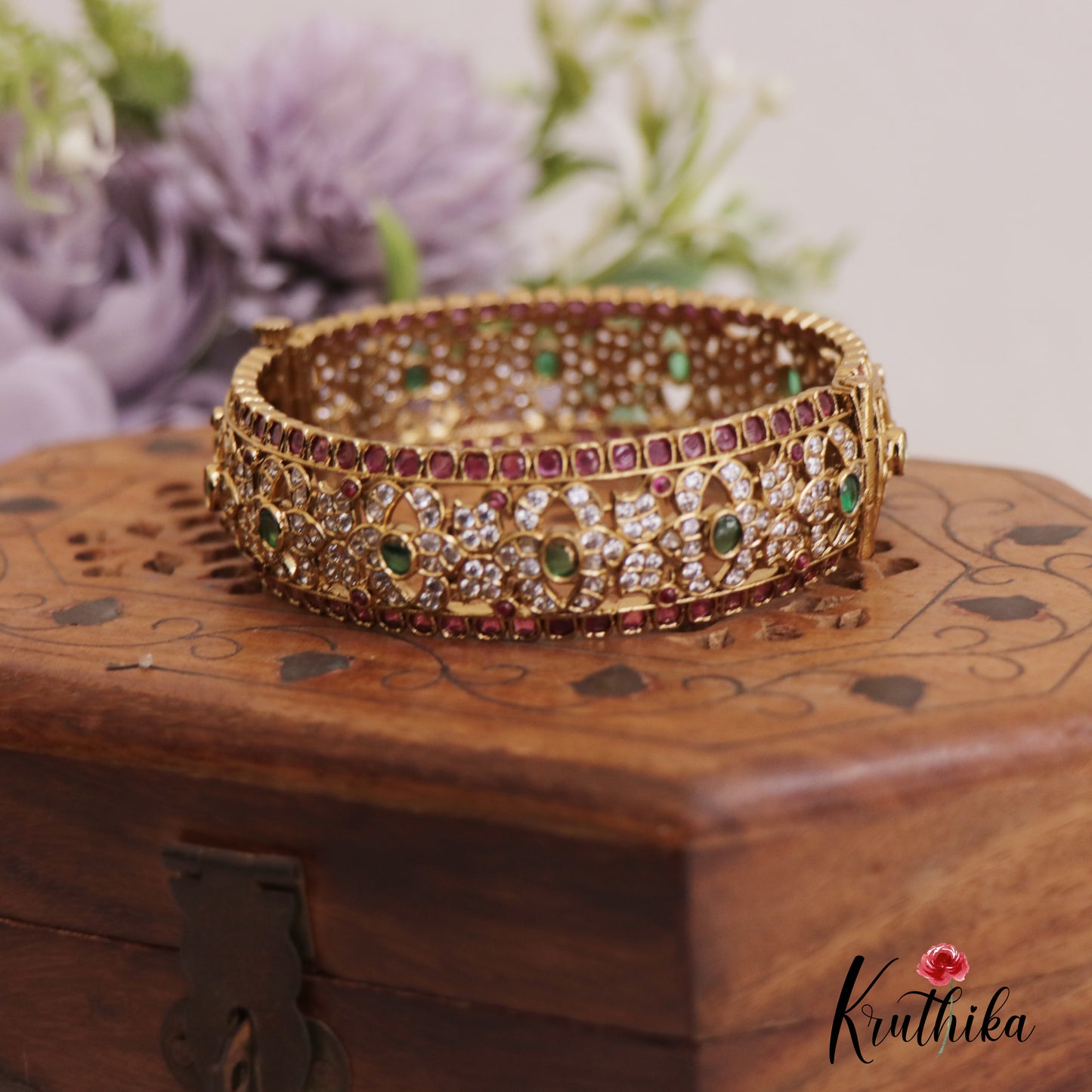 Stuuning Floral Kemp Openable Single Kada Bangles B445