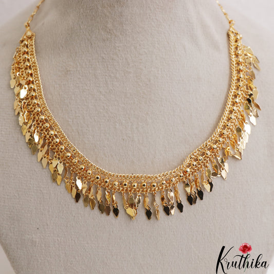 Pretty Gold-Tone Necklace NC3091