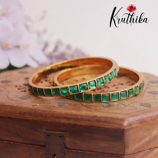 Royal Jadau Bangles B306 (Set of 2 Bangles) (Available in 2 Colours)