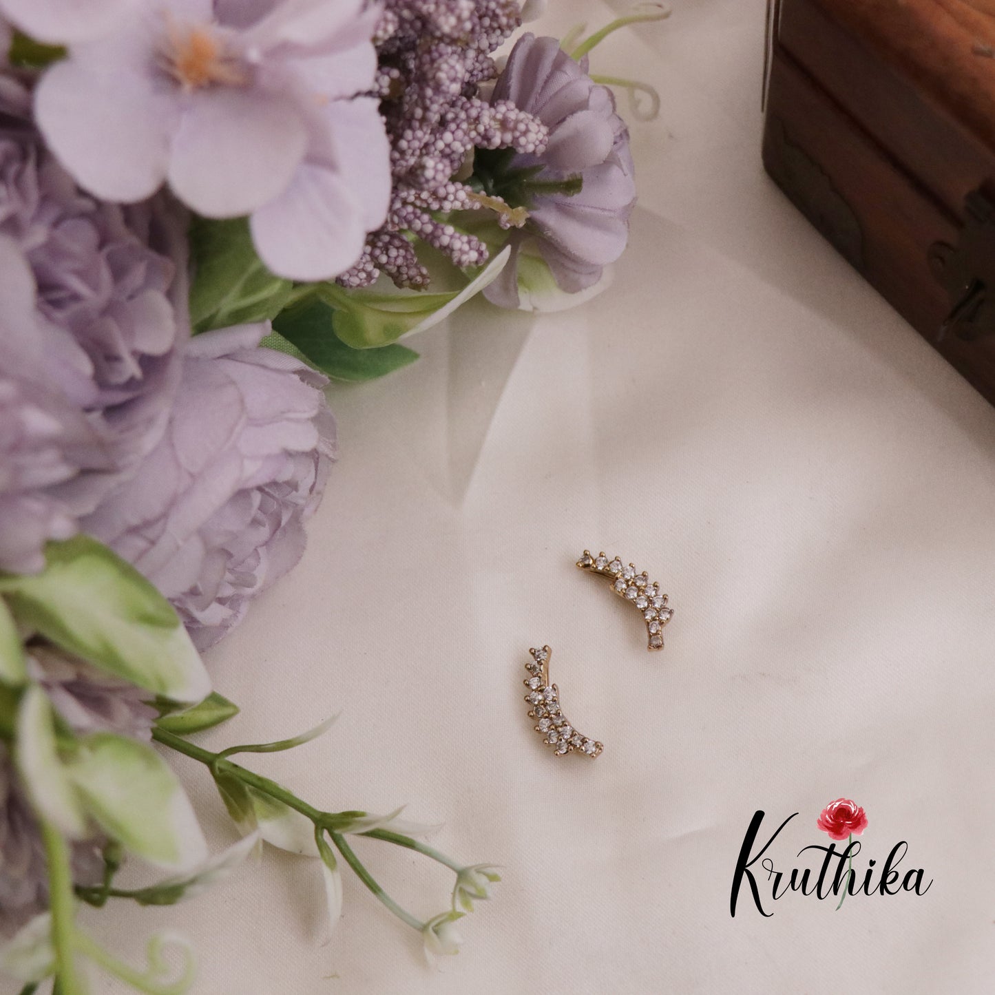 Simple Dainty AD Stones Ear climbers / Ear cuffs E722