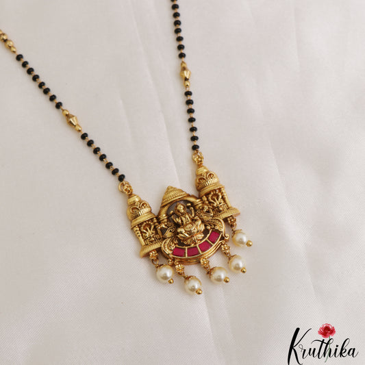 Classic Lakshmi Motifs Black Beads Chain With Pendant NC3100